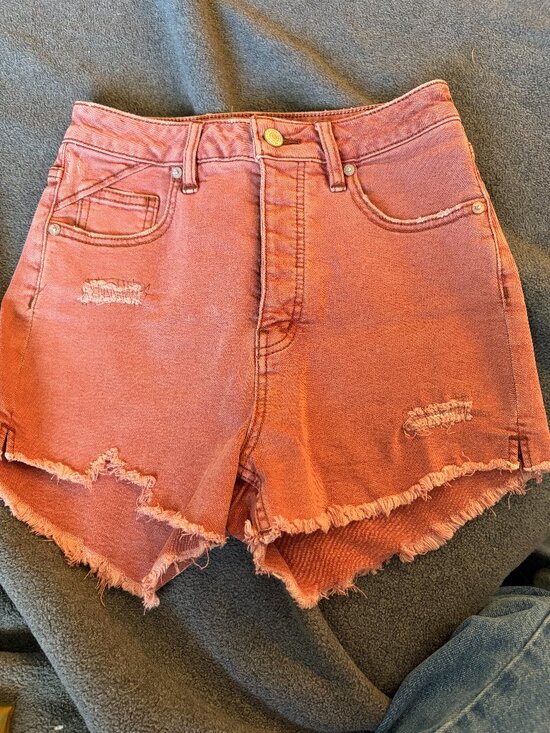Pants - We The Free Twenty Five Mauve Distressed Denim Shorts Size 25